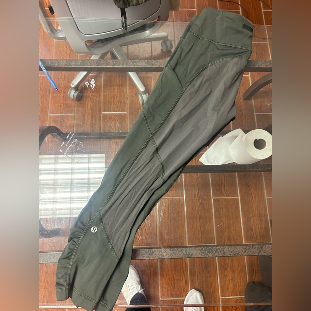 Athletic Leggings By Lululemon Size: 8 Green leggins